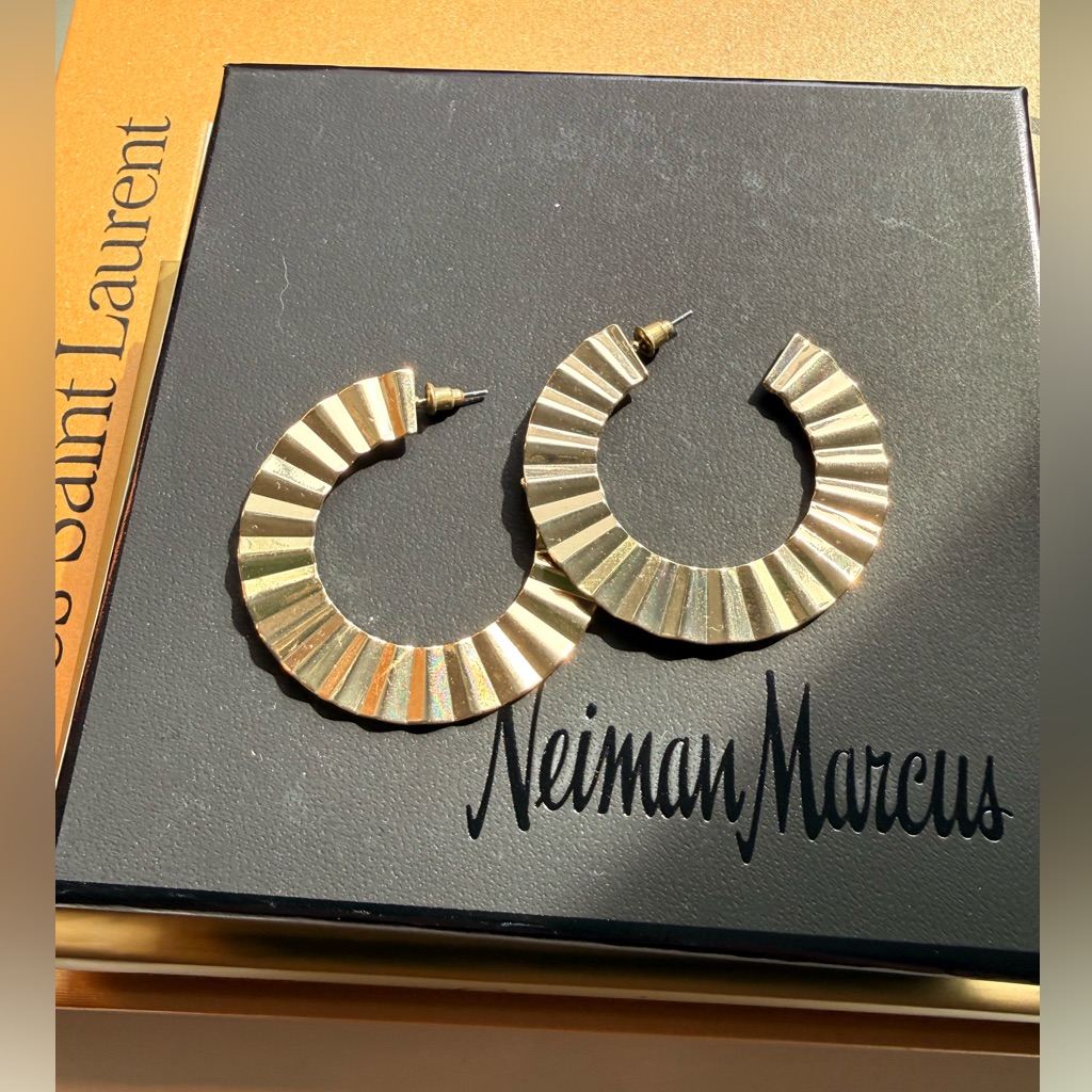 8 Other Reasons Gold Ridged Hoop Earrings 25$